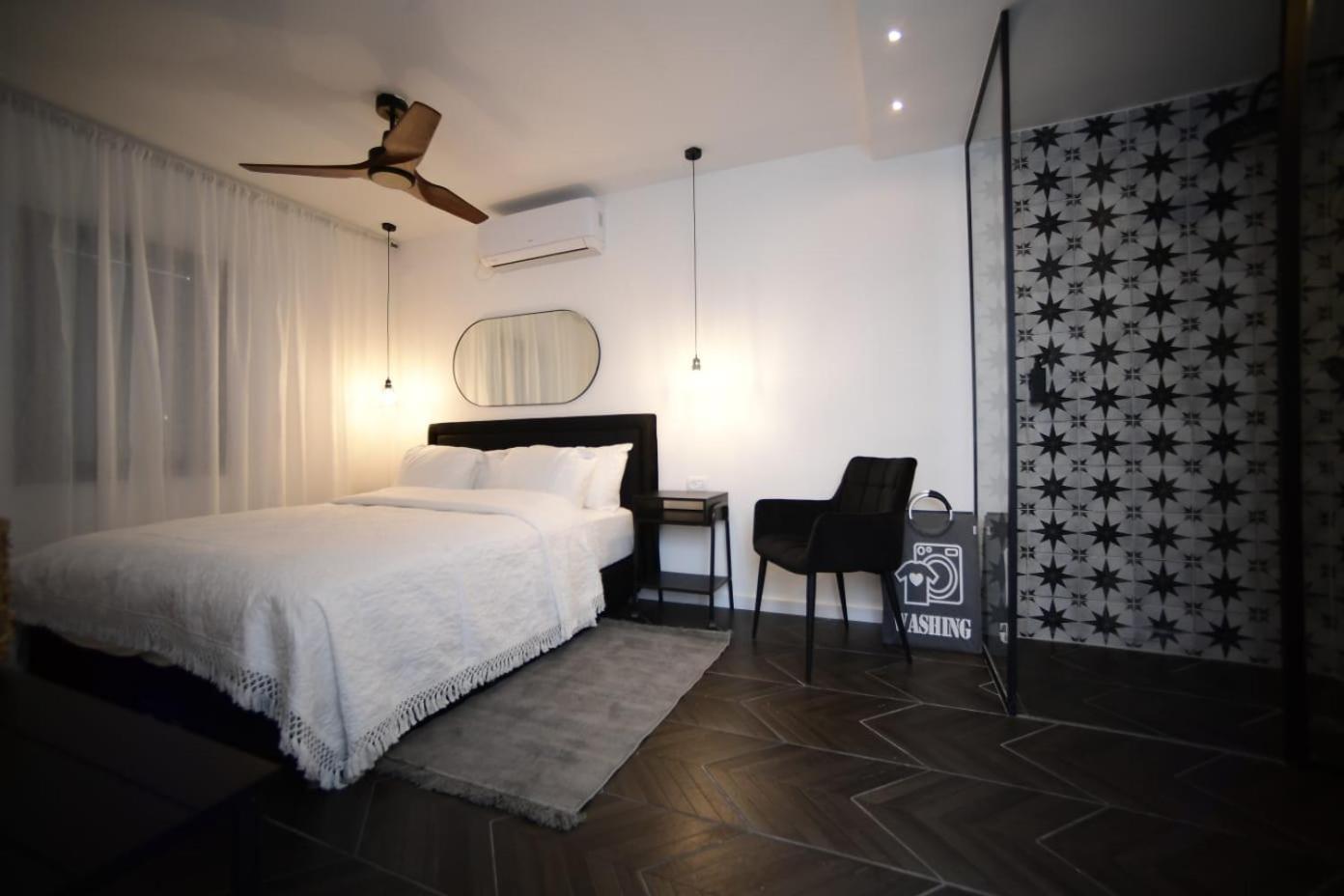 Z-32 Luxury Boutique Apartment Eilat Bagian luar foto