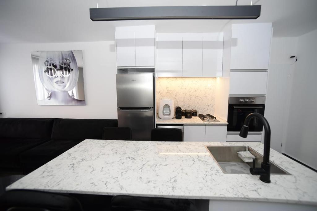 Z-32 Luxury Boutique Apartment Eilat Bagian luar foto